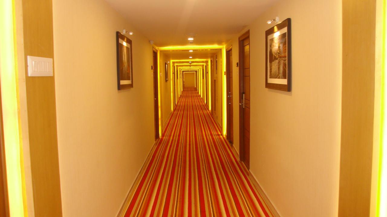 Hotel Mahi'S Gateway Coimbatore Buitenkant foto