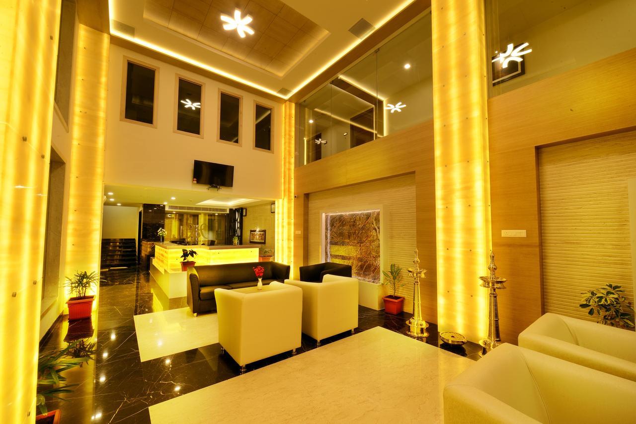 Hotel Mahi'S Gateway Coimbatore Buitenkant foto