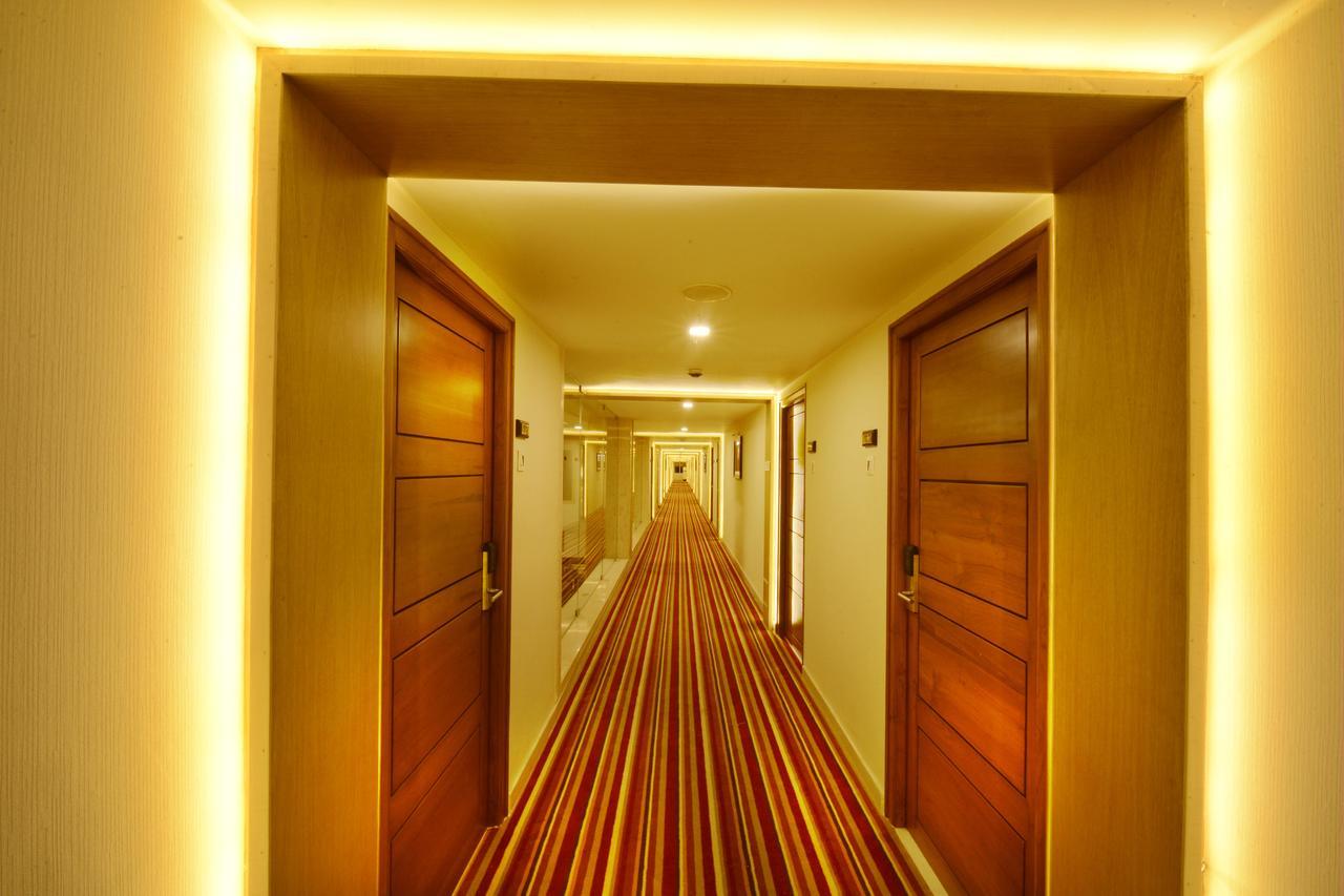 Hotel Mahi'S Gateway Coimbatore Buitenkant foto