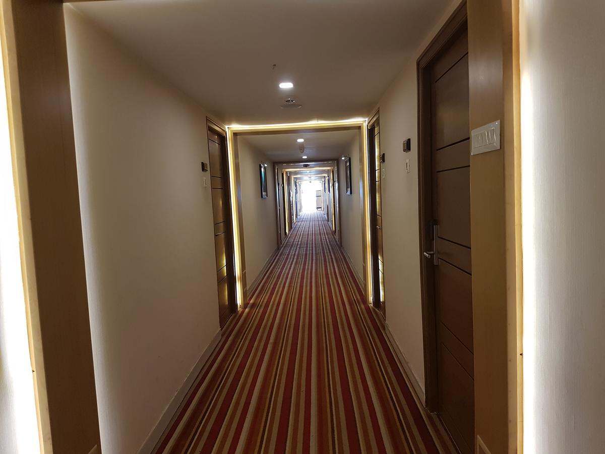 Hotel Mahi'S Gateway Coimbatore Buitenkant foto